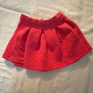 Girl’s 5/6 Forever 21 flared red pink/bright pink quilted zippered back skirt